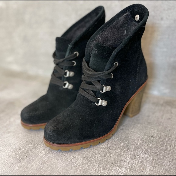 UGG BOOTS SIZE 5 - Picture 3 of 6